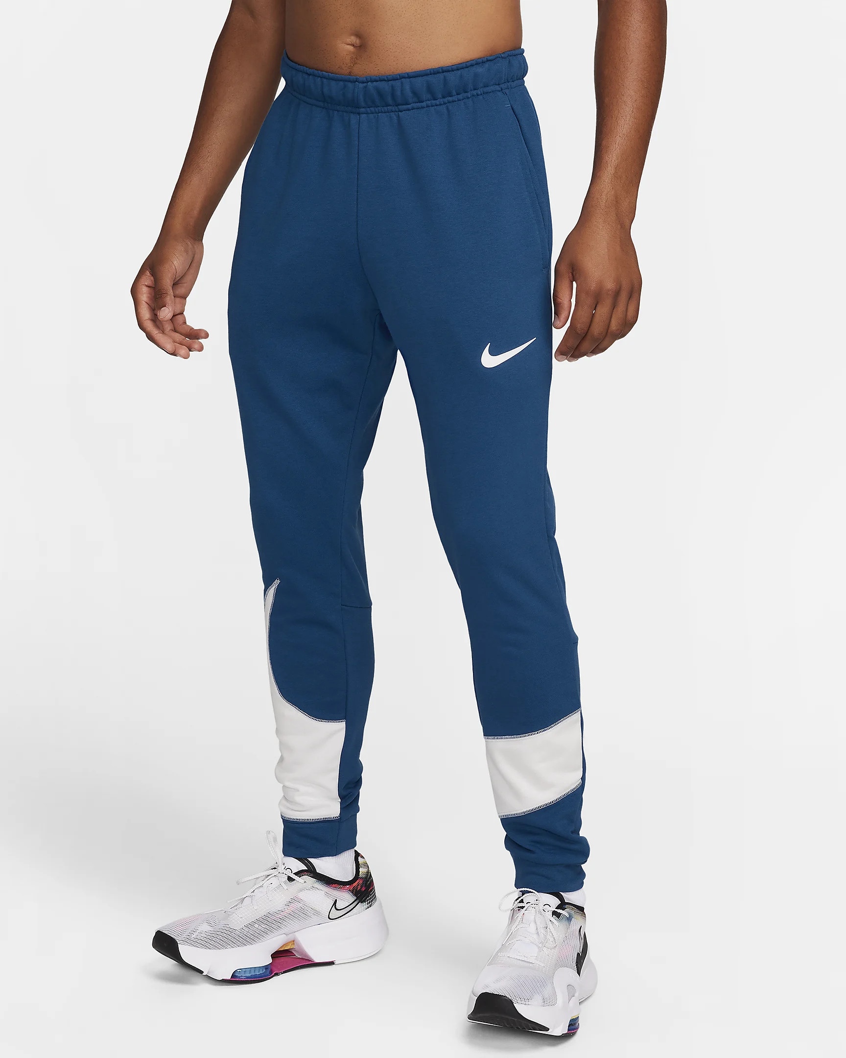  Pantaloni tuta Pants UOMO Nike Sportswear Taper Energy Blu